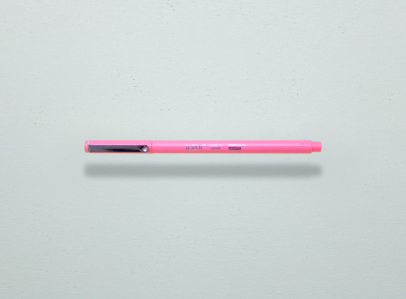 Le Pen - Coral Pink