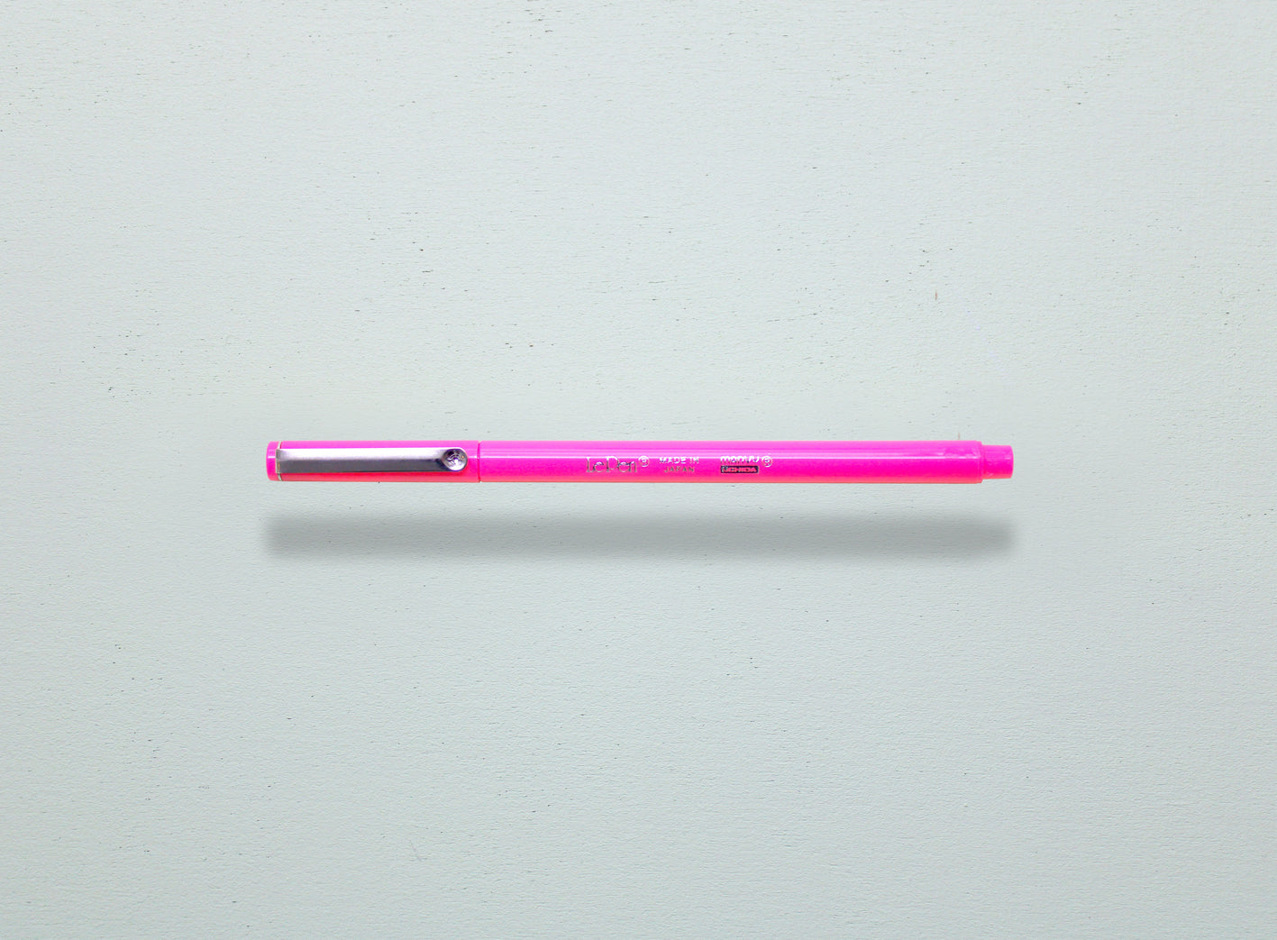 Le Pen - Pink
