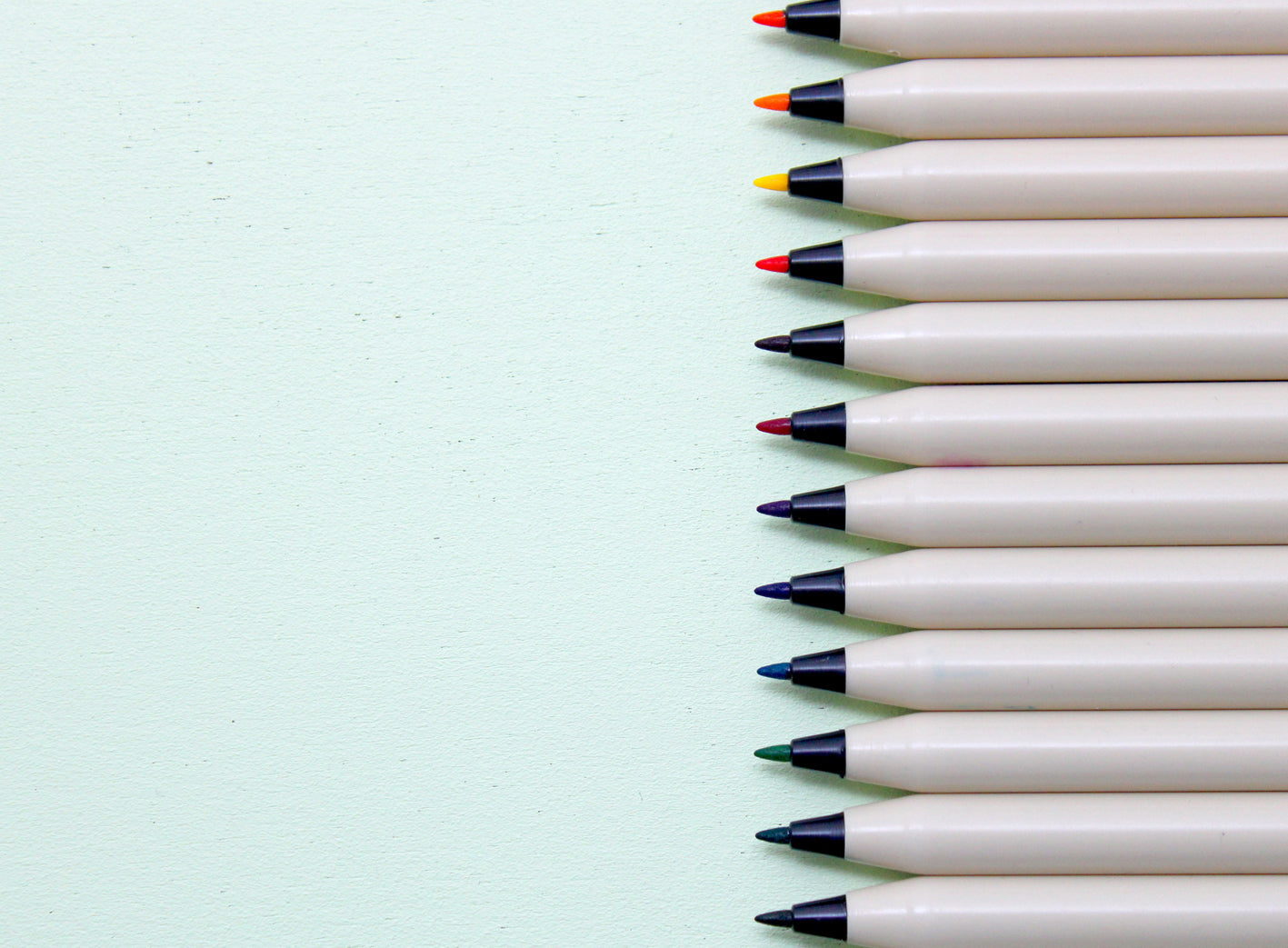 Medium Marker | Light Grey